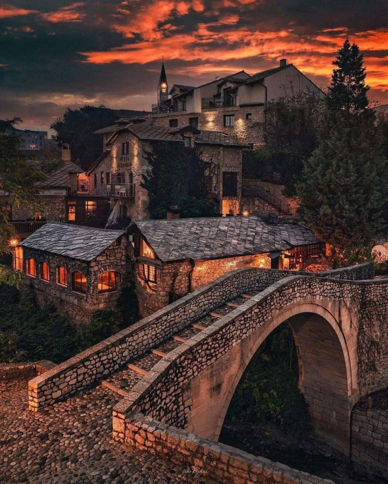 M&T Apartmani Mostar Exteriör bild